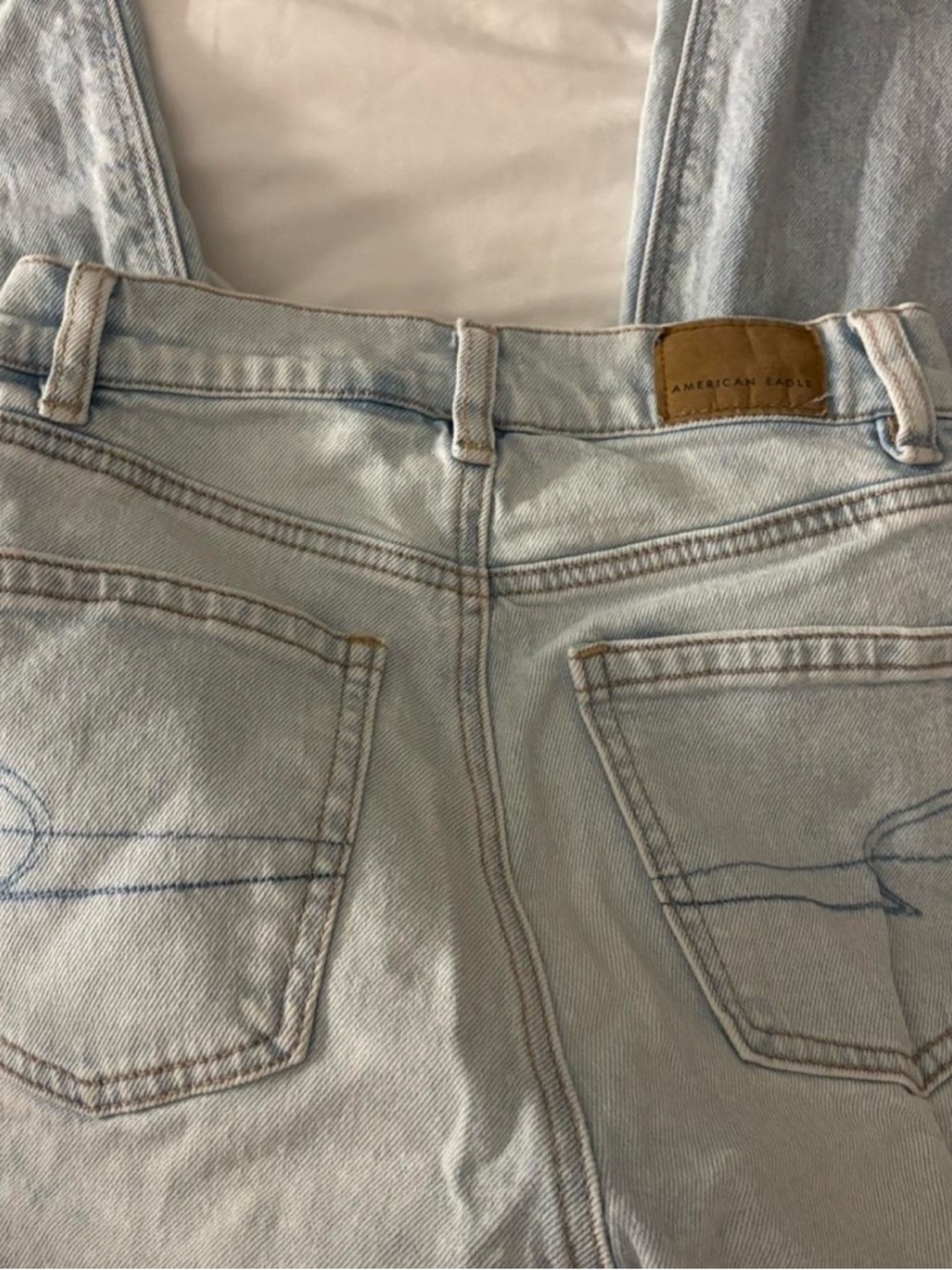 American Eagle Outfitters Strigid Light Wash Jeans - Pale Blue